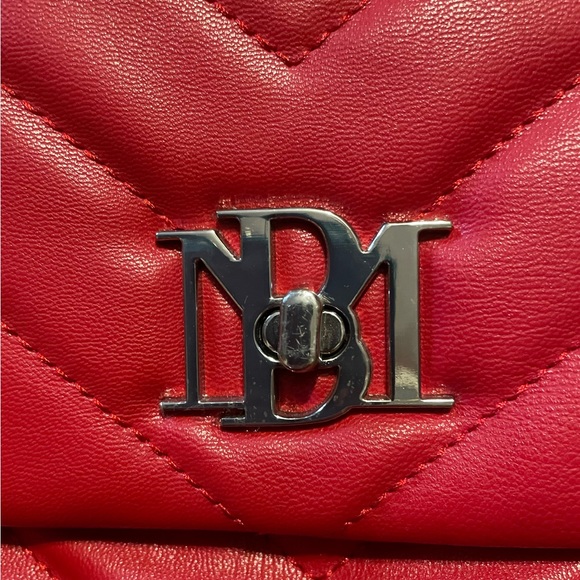 EUC Badgley Mischka Crossbody - Picture 2 of 13